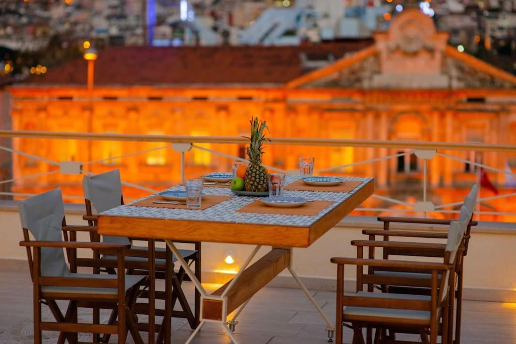 Waterfront Apartment By The Tram - Terrace With Dome & Golden Horn View In Fatih Istambul Exterior foto
