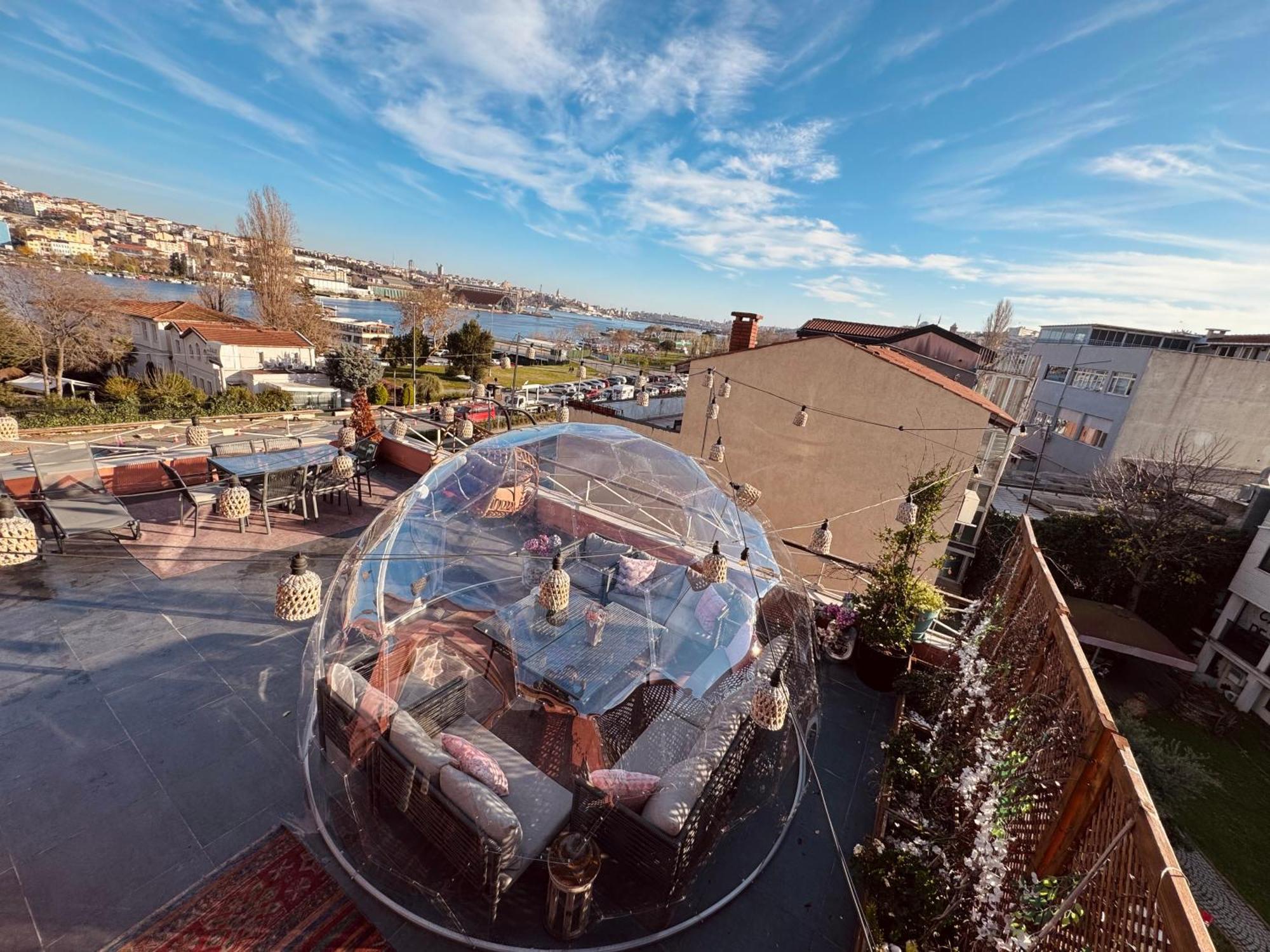Waterfront Apartment By The Tram - Terrace With Dome & Golden Horn View In Fatih Istambul Exterior foto